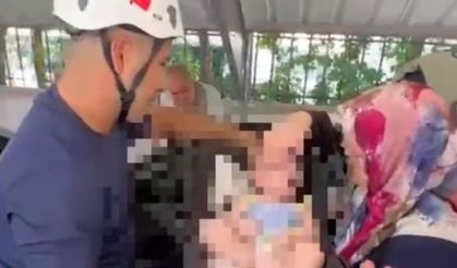 Şanlıurfa’da 45 Derece Sıcakta Can Pazarı: Araçta Mahsur Kalan Bebek Kurtarıldı