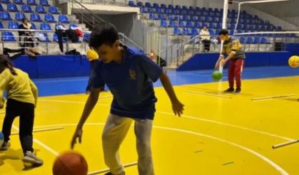 Viranşehir’de basketbol kursları devam ediyor
