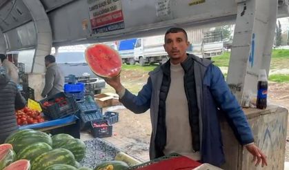 Şanlıurfa’da İran Karpuzu Tezgaha Çıktı: Dilim Dilim Satılıyor