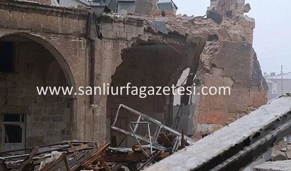 Birecik’te Fırtına Dehşeti: Karşıyaka Camii’nin Minaresi Yıkıldı