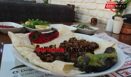 Şanlıurfa’da şişler ciğersiz kalmadı; Kentte çifte bayram