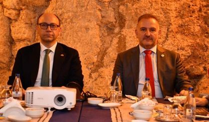 Harran Üniversitesi Türkiye’nin Önde Gelen Rektörlerini Şanlıurfa’da Buluşturdu