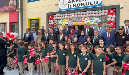 Şanlıurfa'da binlerce öğrenci için ders zili çaldı: Yeni eğitim ve öğretim yılı başladı