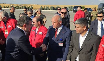 TEKNOFEST Güneydoğu Şanlıurfa’daki son gününde Cevdet Yılmaz'ı ağırlıyor