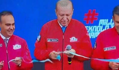 Cumhurbaşkanı Erdoğan, Şanlıurfa türküleri eşliğinde Bilim Merkezini açtı