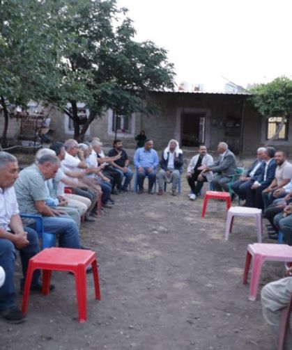 Şanlıurfa Viranşehir'de Kan Davasına Dönüşecek Olayı Siyasiler Engeledi!