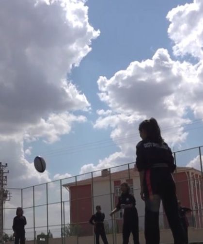 Şanlıurfa'nın Kırsalından Büyük Başarı: Ragbi Takımı Türkiye Üçüncüsü Oldu