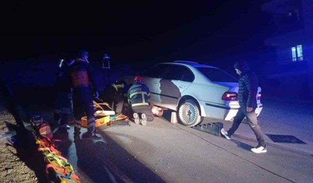 Alkollü otomobil sürücüsünün çarptığı motosikletli genç hayatını kaybetti