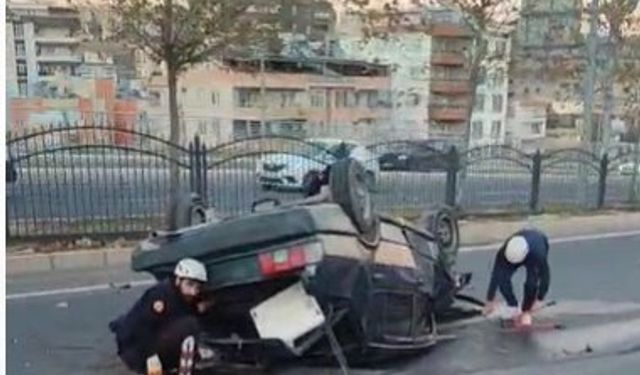 Şanlıurfa'da Otogar Yakınında Trafik Kazası: 2 Yaralı!