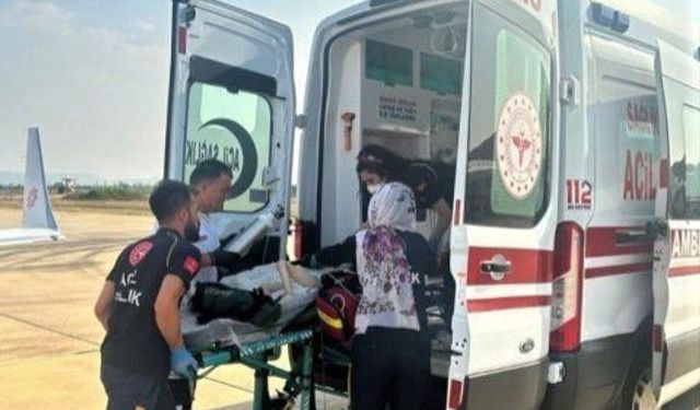 Şanlıurfa'da bariyerlere çarpan motosikletli kurtulamadı!
