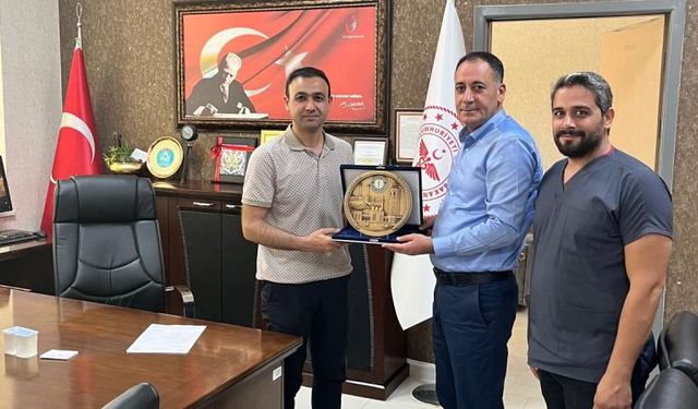 Şanlıurfa Sağlık-Sen Şube Başkanı Yabir, Yeni Başhekimi Ziyaret Etti
