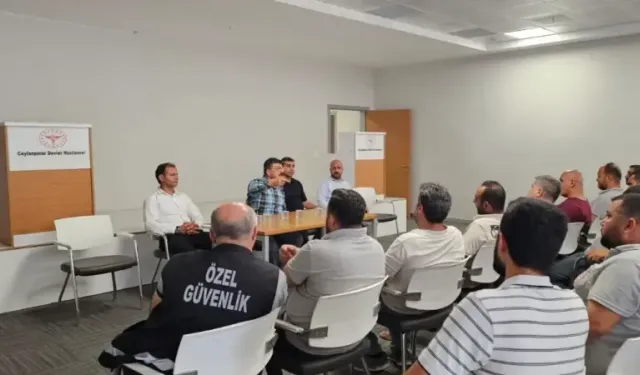 Şanlıurfa’da sağlık emekçilerine bilgilendirme toplantısı!