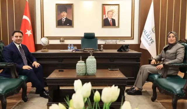 AK Parti Şanlıurfa Milletvekili Yazmacı Haliliye Kaymakamını Ziyaret Etti!