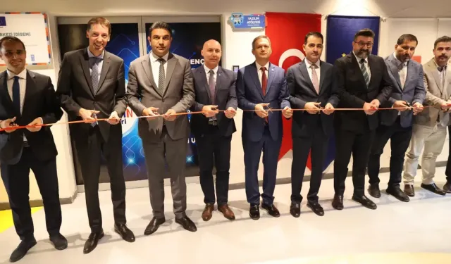 Şanlıurfa'da Dijital Gençlik Merkezi (DİGEM) Açıldı