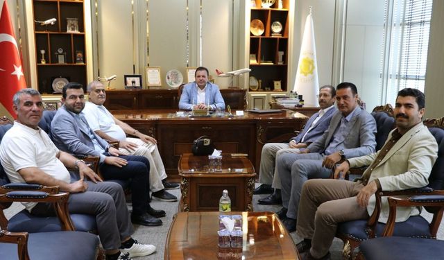 Başkan Mehmet Doğan Yetim, ŞURGİYAD Heyetiyle Bir Araya Geldi