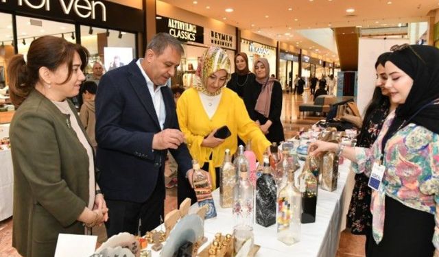 Şanlıurfa Valisi Hasan Şıldak Umut Sergisi’ni Ziyaret Etti!