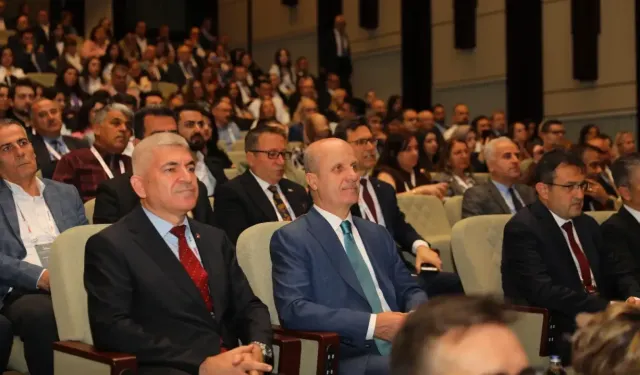 Türk Üniversitelerinde Yapay Zeka Devrimi! YÖK’ten Yeni Etik Standartlar!