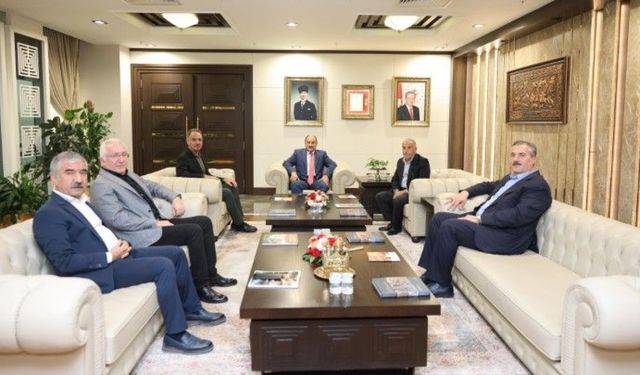 Başkan Kuş ve Meclis Üyelerinden Gülpınar’a Tebrik ve Teşekkür Ziyareti!