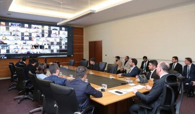 AK Parti’de Çalışmalar Ve Hedefler Zoom Toplantısında Masaya Yatırıldı!