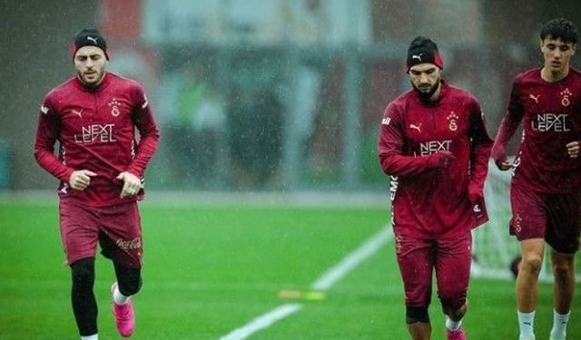 Galatasaray, Fenerbahçe Derbisi Öncesi Son Hazırlıklarını Sürdürüyor!