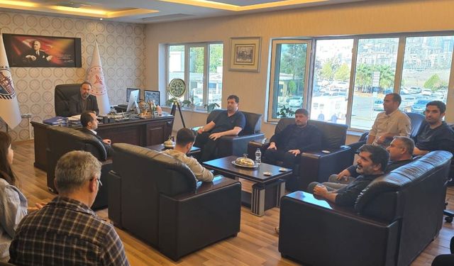 Mehmet Akif İnan Eğitim ve Araştırma Hastanesi’nde Dahiliye Kliniği Toplantısı Düzenlendi