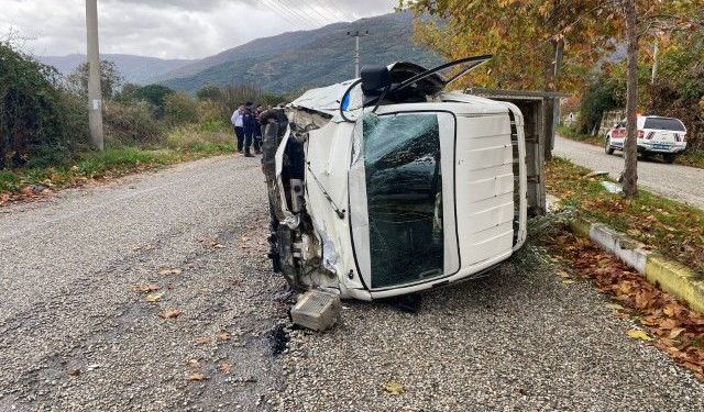 İzmir Ödemiş’te Kamyonet Kazası!