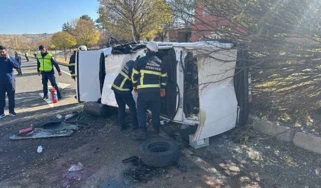 Mardin Artuklu’da Kontrolden Çıkan Otomobil Kazası!