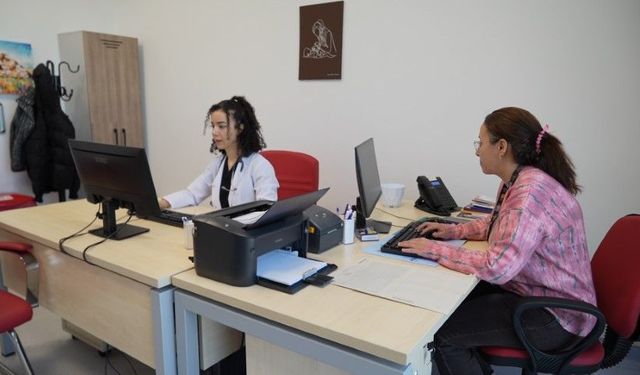 Cips, Çikolata ve Gazlı İçecekler Çocukları Nasıl Tehdit Ediyor? Uzman Açıklıyor!