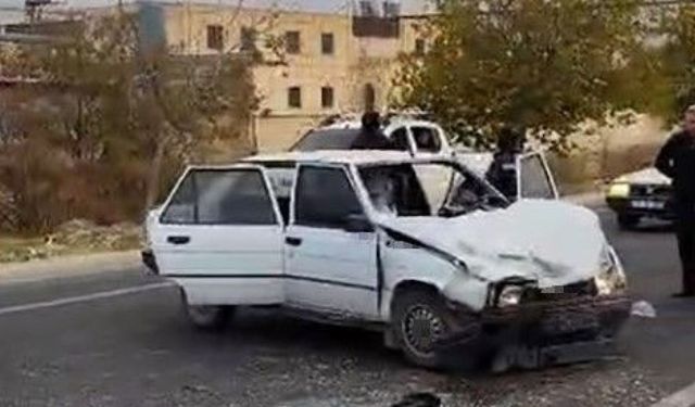 Şanlıurfa Eyyübiye’de Feci Trafik Kazası!