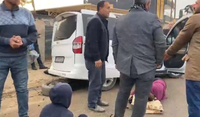 Şanlıurfa Suruç’ta Kamyonet İle Hafif Ticari Araç Çarpıştı!