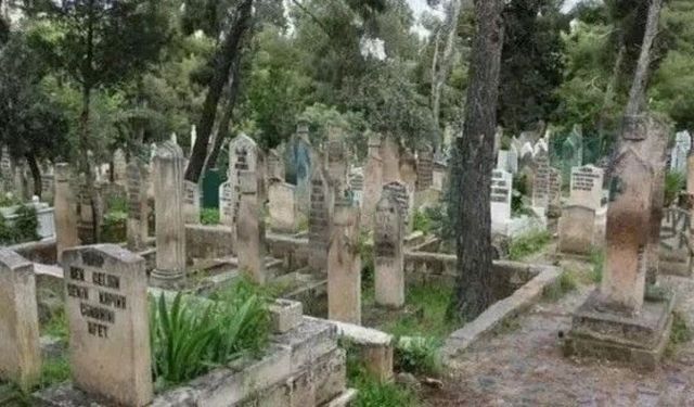 Hayriye Kürüm Hakkın Rahmetine Kavuştu!