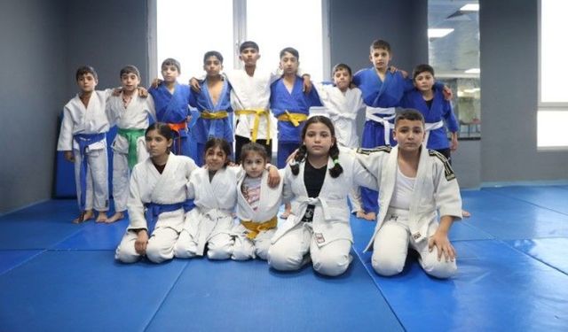 Şanlıurfa Haliliye’de Gençler İçin Kış Spor Okulları Başladı!