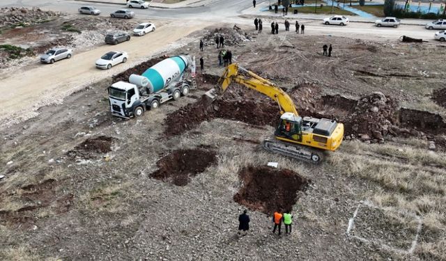 Karaköprü Belediyesi Seyrantepe Mahallesi'nde Semt Pazarı İnşaatına Başladı