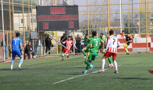 Şanlıurfa Büyükşehir Belediyespor Liderliği Sürdürdü! (video)