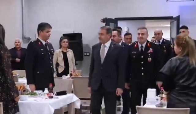 Vali Şıldak ve Jandarma Personeli İftarda Bir Araya Geldi