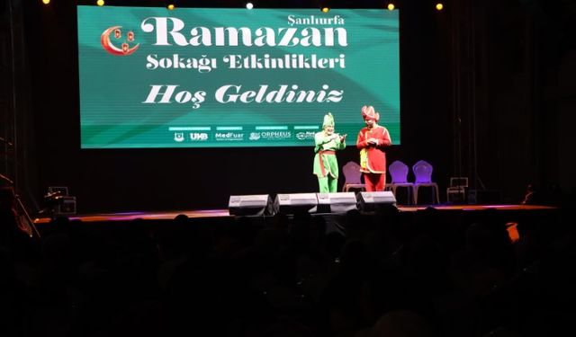 Şanlıurfa'da Ramazan Coşkusu: Geleneksel Hacivat-Karagöz Gösterisi Büyük İlgi Gördü