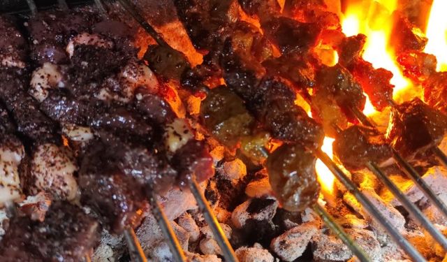 Şanlıurfa'da Sahur Keyfi: Ciğer Kebabı Ziyafeti