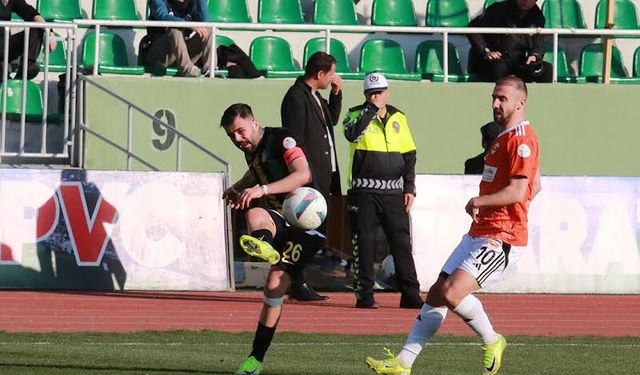 Şanlıurfaspor kendi sahasında Adanaspor'a 2-1 Mağlup Oldu