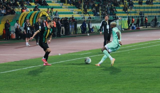 Şanlıurfaspor, Manisa FK ile kritik bir mücadeleye çıkıyor: Hedef, 3 puan.