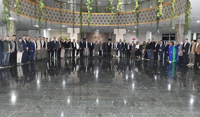 Vali Şıldak'tan Ekip Ruhu Vurgusu: İftar Sofrasında Birlik Mesajı!