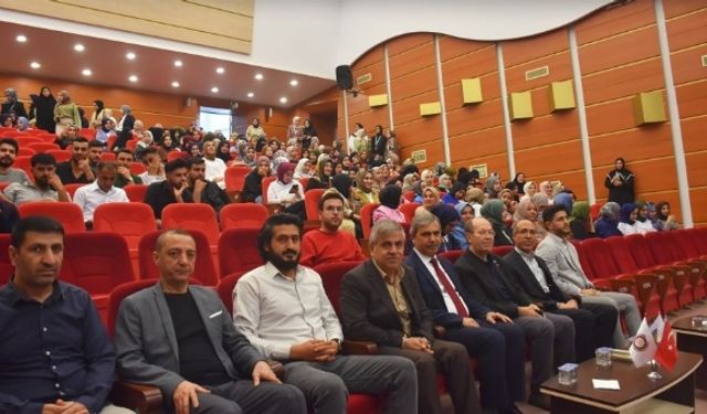 Harran Üniversitesi İlahiyat Fakültesi'nden "Medeniyet Tasavvuru" Konferansı