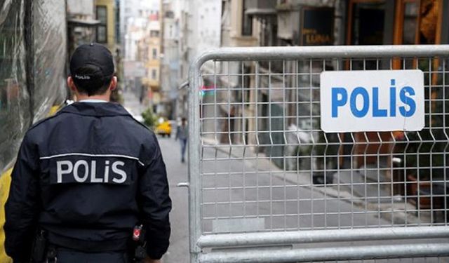 Taksim Meydanı 1 Mayıs İçin Bariyerlerle Çevrildi!