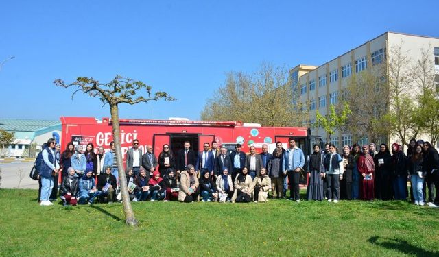 Balıkesir'de Kitap Okuma Heyecanı!