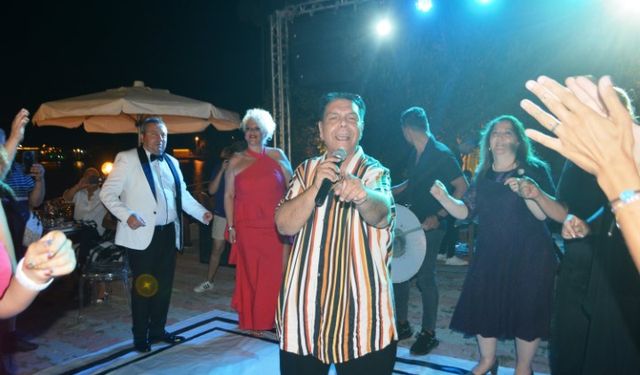 Roman Müziğinin Sevilen İsmi Balık Ayhan’dan Kötü Haber! Yoğun Bakıma Alındı