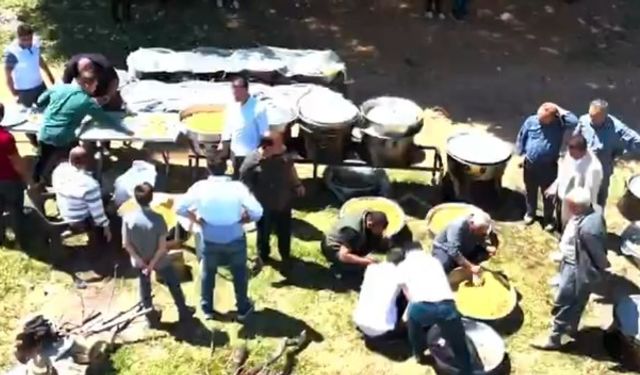 Şanlıurfa Esemkulu’da Geleneksel Pilav Şenliği’ne yoğun katılım