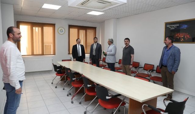 Başkan Canpolat, Bahçelievler Gençlik ve Eğitim Merkezi'ndeki Çalışmaları İnceledi