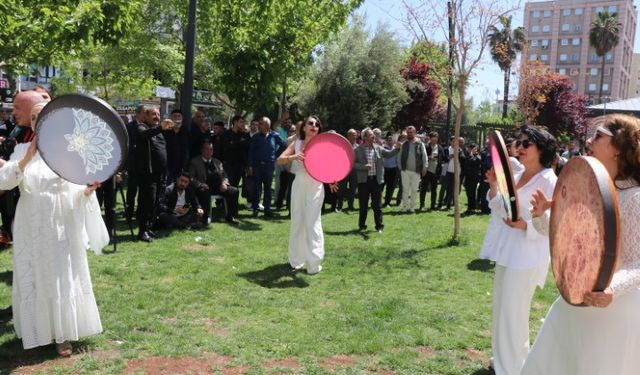 Şanlıurfa'da Beyaz Melekler Ritim Korosu Coşkusu