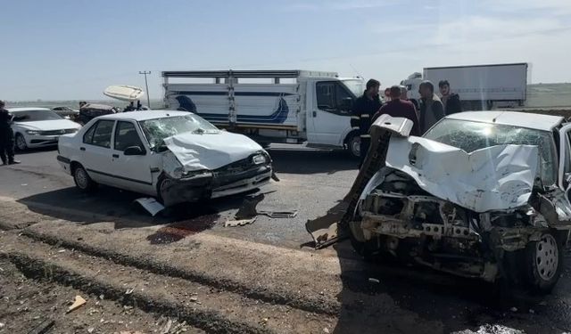 Şanlıurfa-Siverek Yolunda Feci Kaza: Can Pazarı Yaşandı!