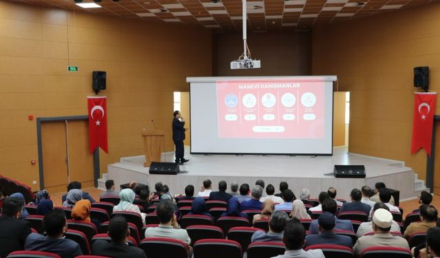 Gençlik Koordinatörleri Şanlıurfa’da Bir Araya Geldi