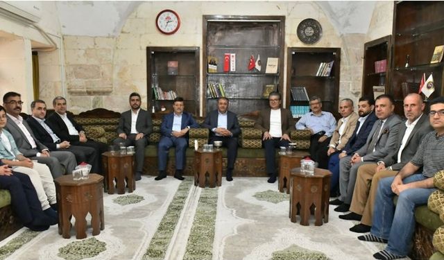 Vali Hasan Şıldak’tan Birlik Vakfı Şanlıurfa Şubesi’ne Ziyaret